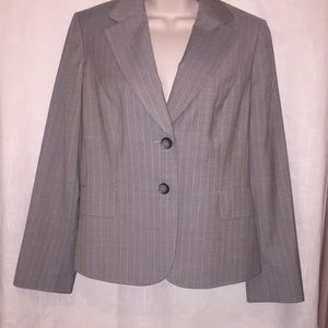 Ann Taylor 10 petite lined blazer